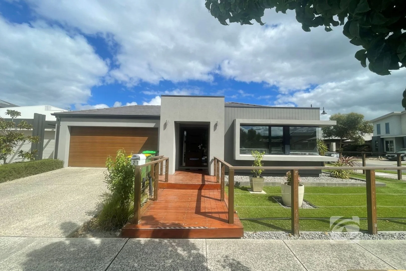21 Penshurst Crescent, Officer VIC 3809