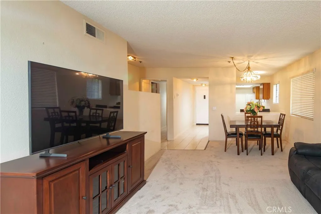Additional image 13 of 6545 Reseda Boulevard Unit 8, Reseda, CA 91335