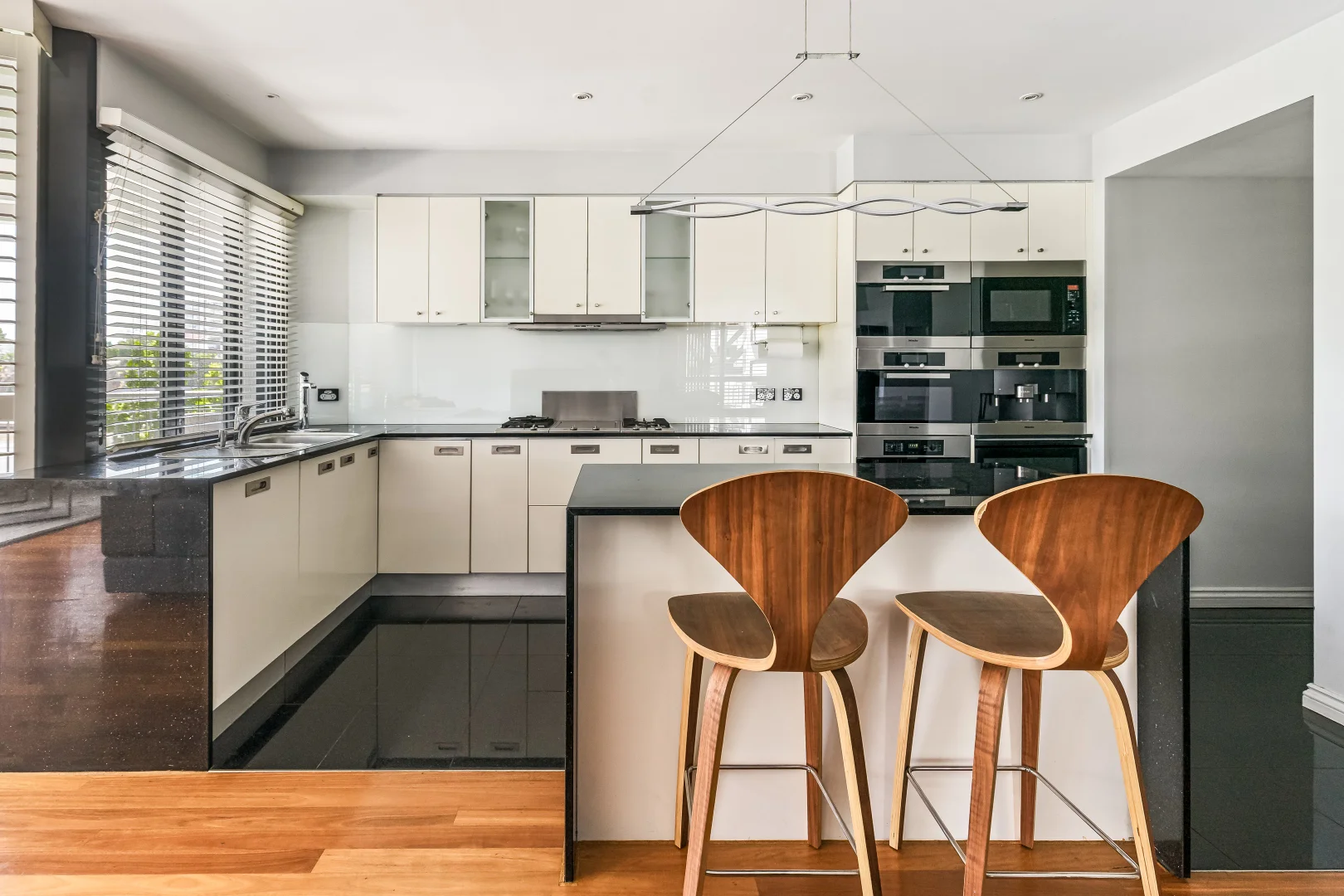 Additional image 7 of 1 Holman Street, Kangaroo Point QLD 4169