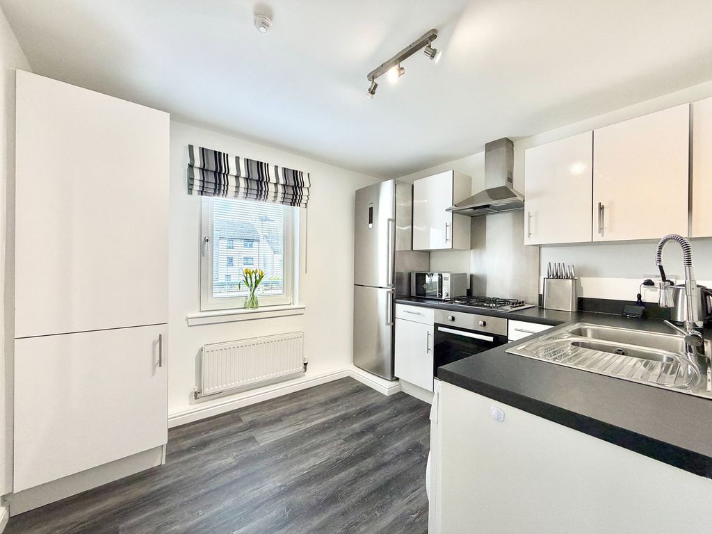 Additional image 2 of 2 bed flat for saleCrookston Court, Larbert FK5