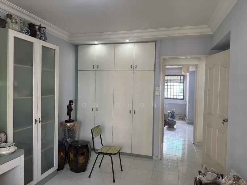 135 Jalan Bukit Merah photo 2