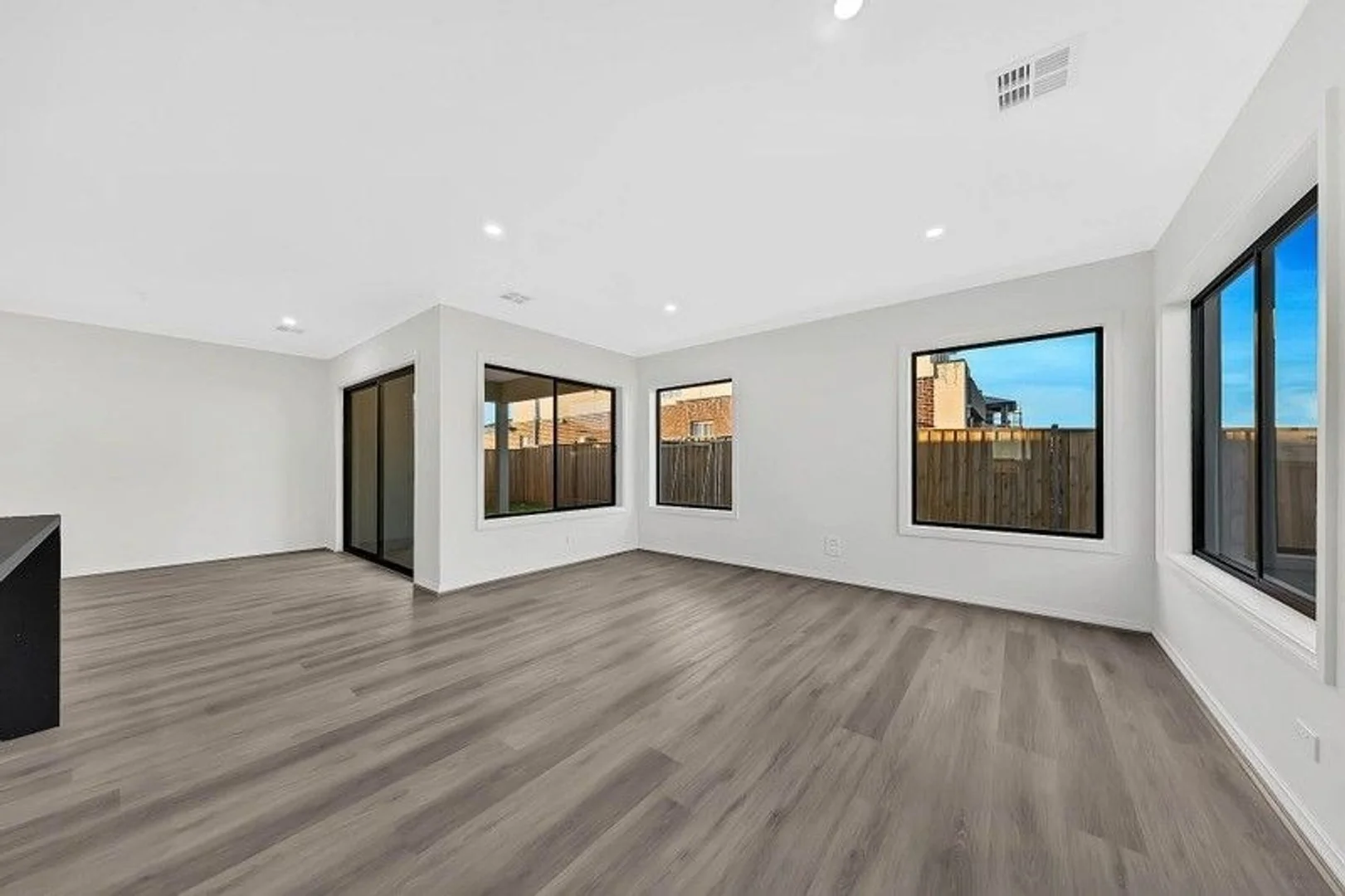 Additional image 3 of 38 Willowmead Boulevard, Donnybrook VIC 3064