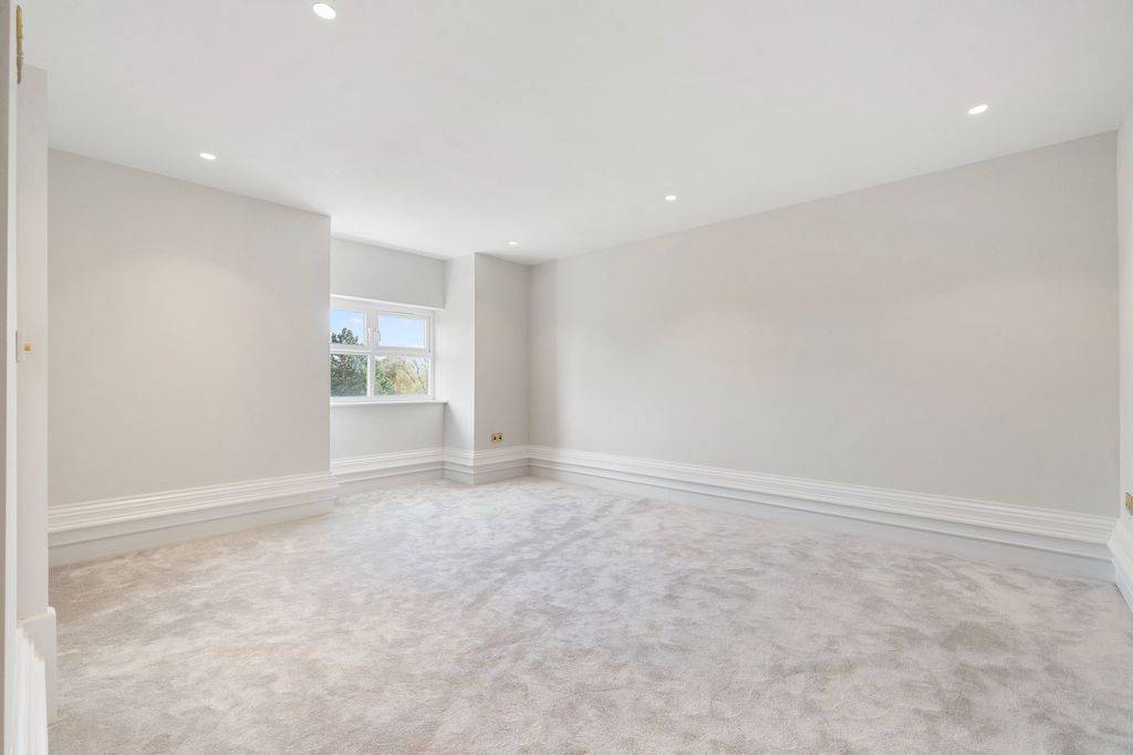 Additional image 18 of 2 bed flat for saleVictoria Road, Formby L37