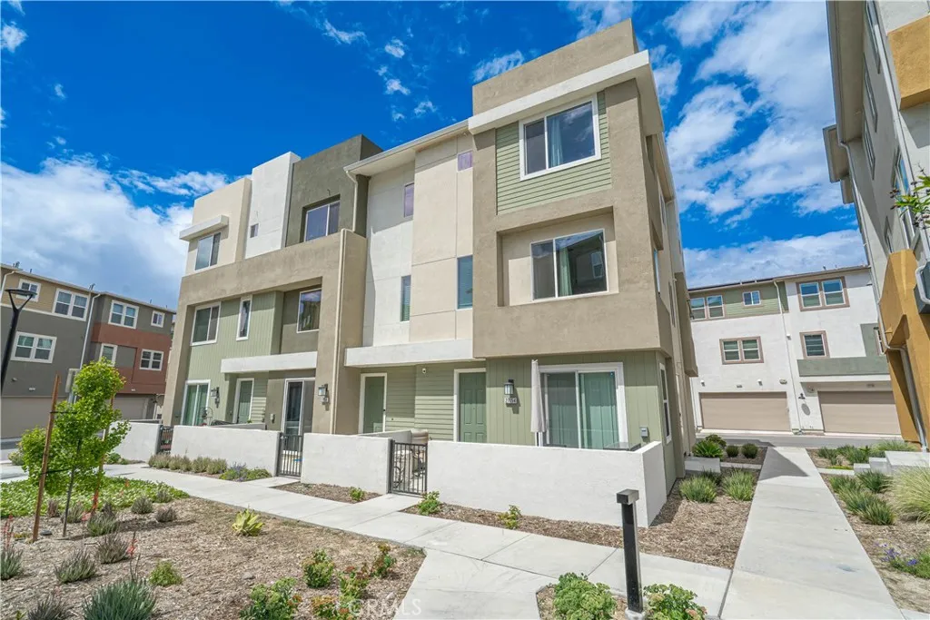 Additional image 7 of 27154 Valley Oak Place, Valencia, CA 91381