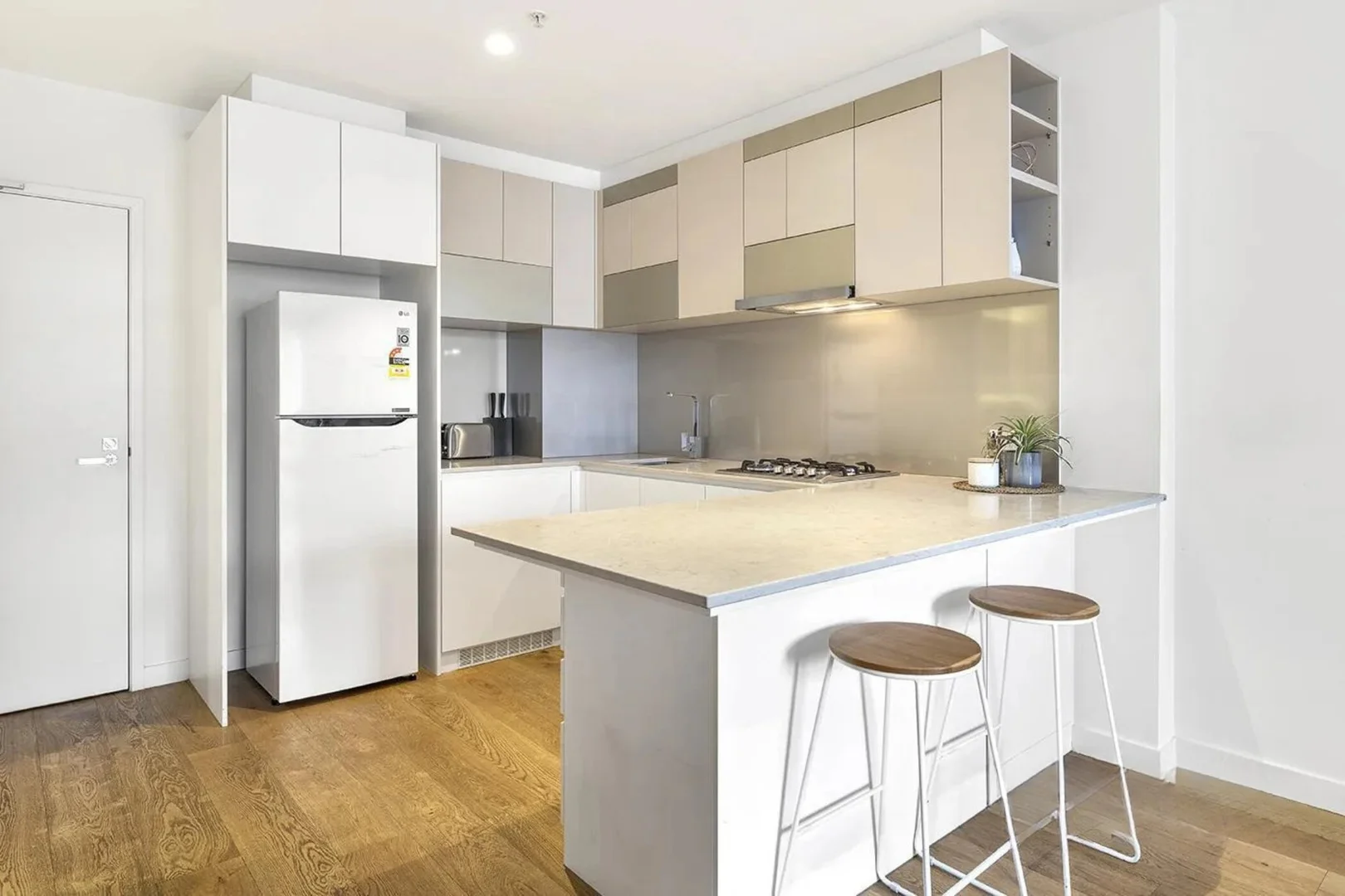 Additional image 2 of 2405/38 Rose Lane, Melbourne VIC 3004