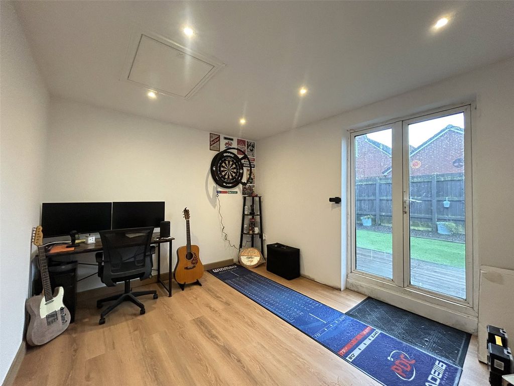Additional image 18 of 3 bed detached house for salePear Tree Drive, Chard, Somerset TA20