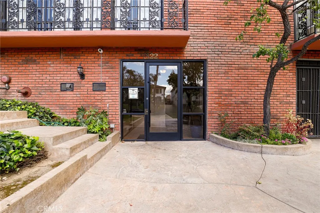 Additional image 4 of 822 S Windsor Boulevard Unit 203, Los Angeles, CA 90005