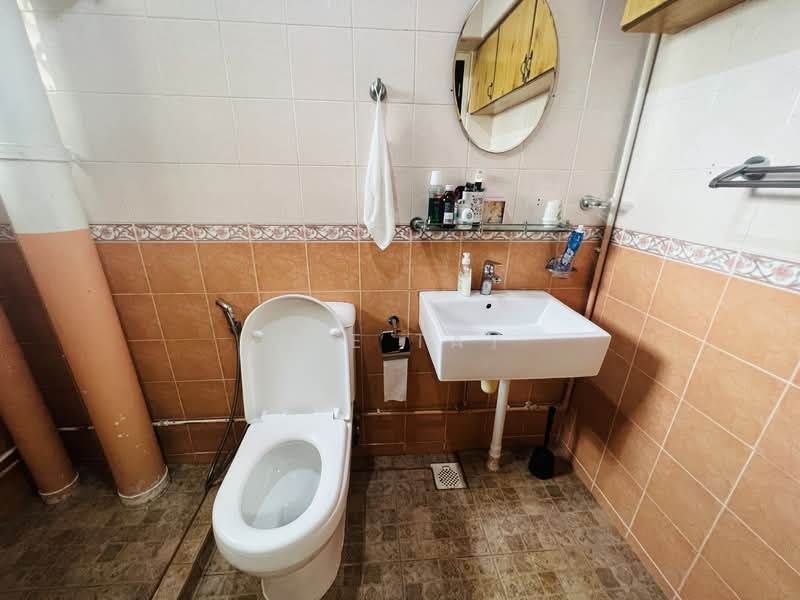 262A Compassvale Street photo 4