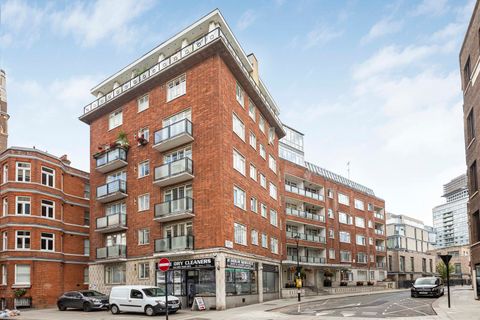 Buckingham Gate, London SW1E, Studio to rent