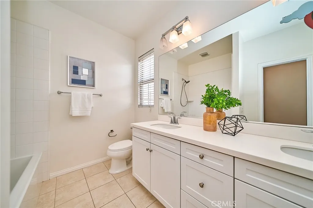 Additional image 42 of 121 Baritone, Irvine, CA 92620