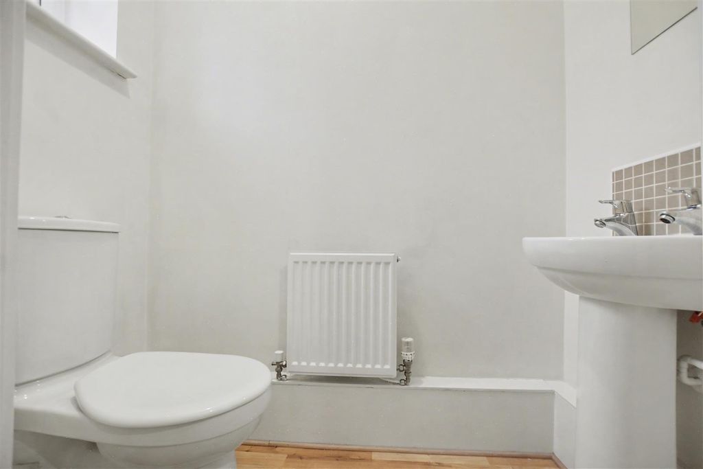 Additional image 8 of 2 bed town house for saleChurch Street, Stapleford, Nottingham NG9