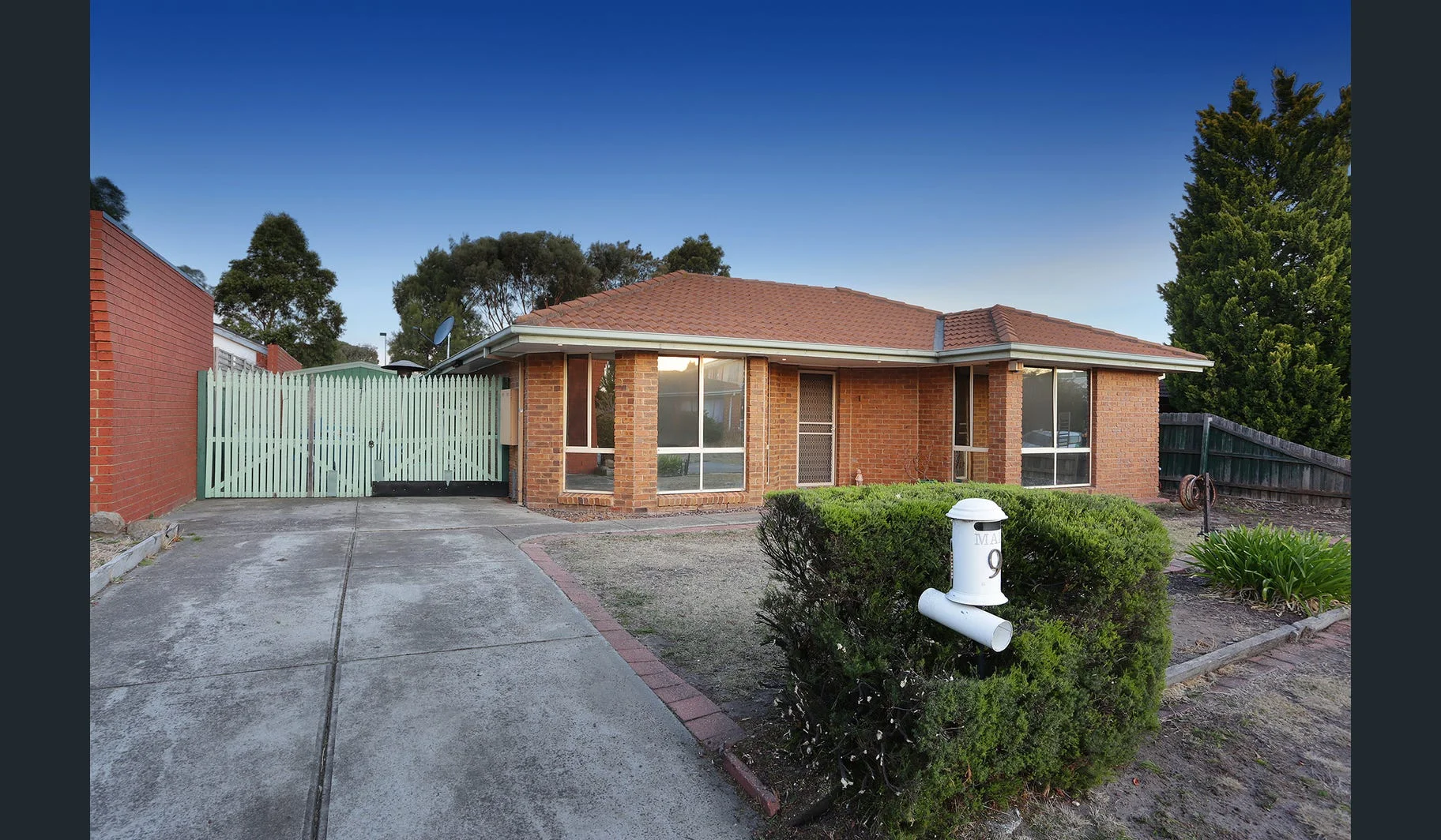 9 Terrell Court, Roxburgh Park VIC 3064
