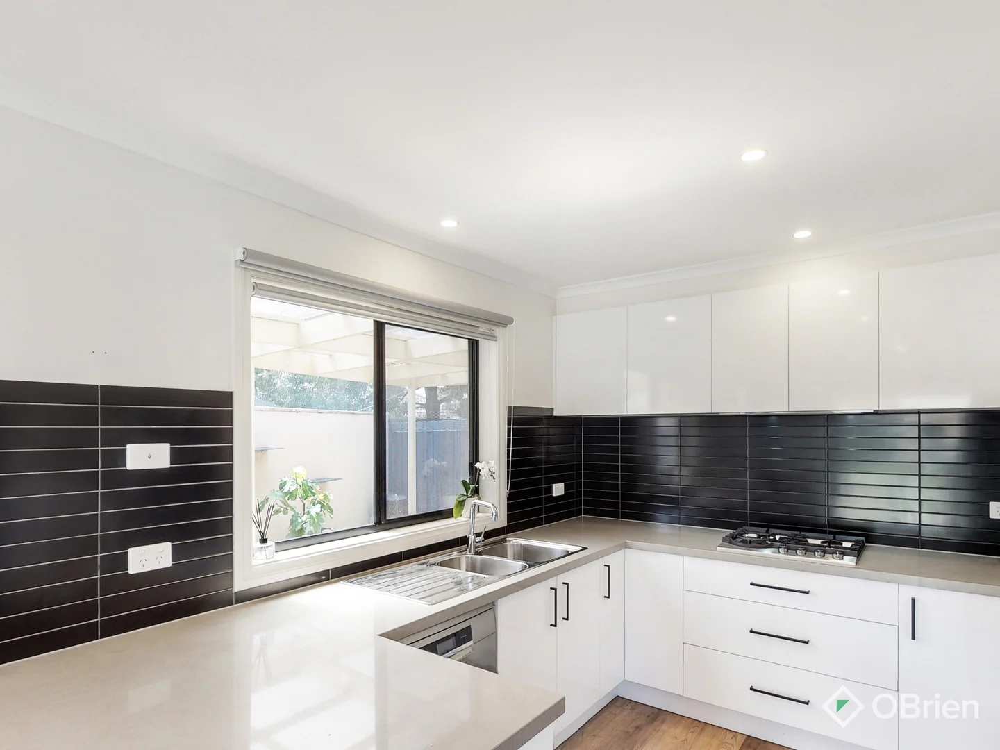 Additional image 12 of 2/308-310 Frankston - Dandenong Road, Seaford VIC 3198