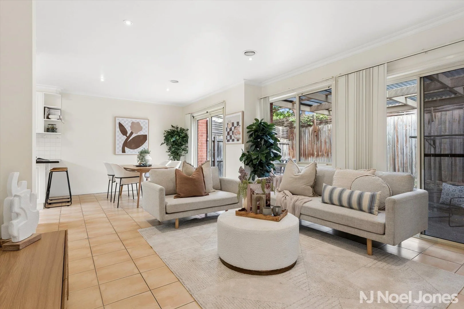Additional image 3 of 2/728 Doncaster Road, Doncaster VIC 3108