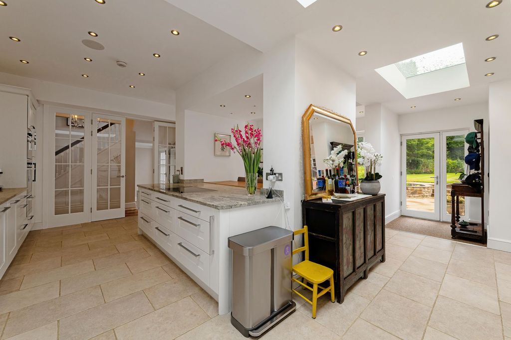Additional image 10 of 6 bed detached house for saleHartopp Road, Four Oaks Estate B74