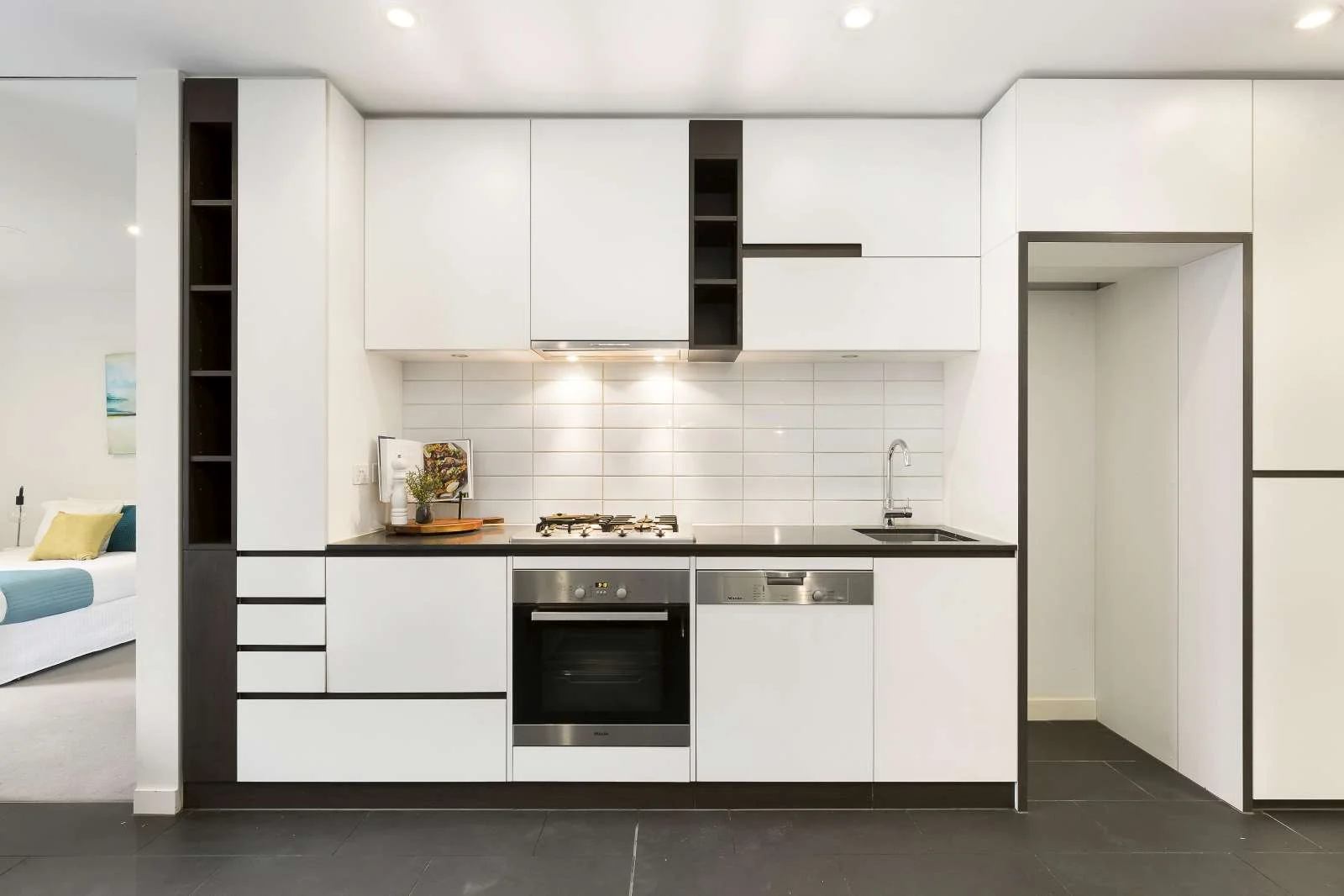 112N/229 Toorak Road, South Yarra VIC 3141