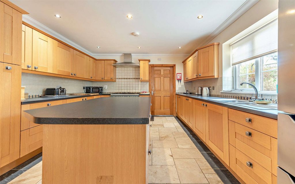 Additional image 11 of 6 bed detached house for saleBroadlay, Ferryside, Carmarthenshire SA17