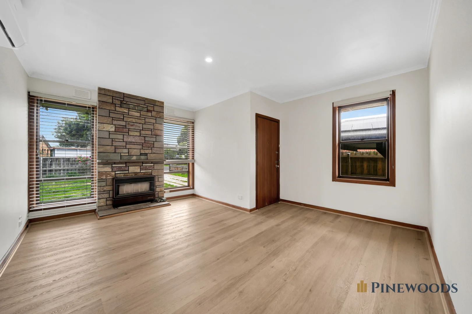 Additional image 2 of 72 Winter Crescent, Reservoir VIC 3073