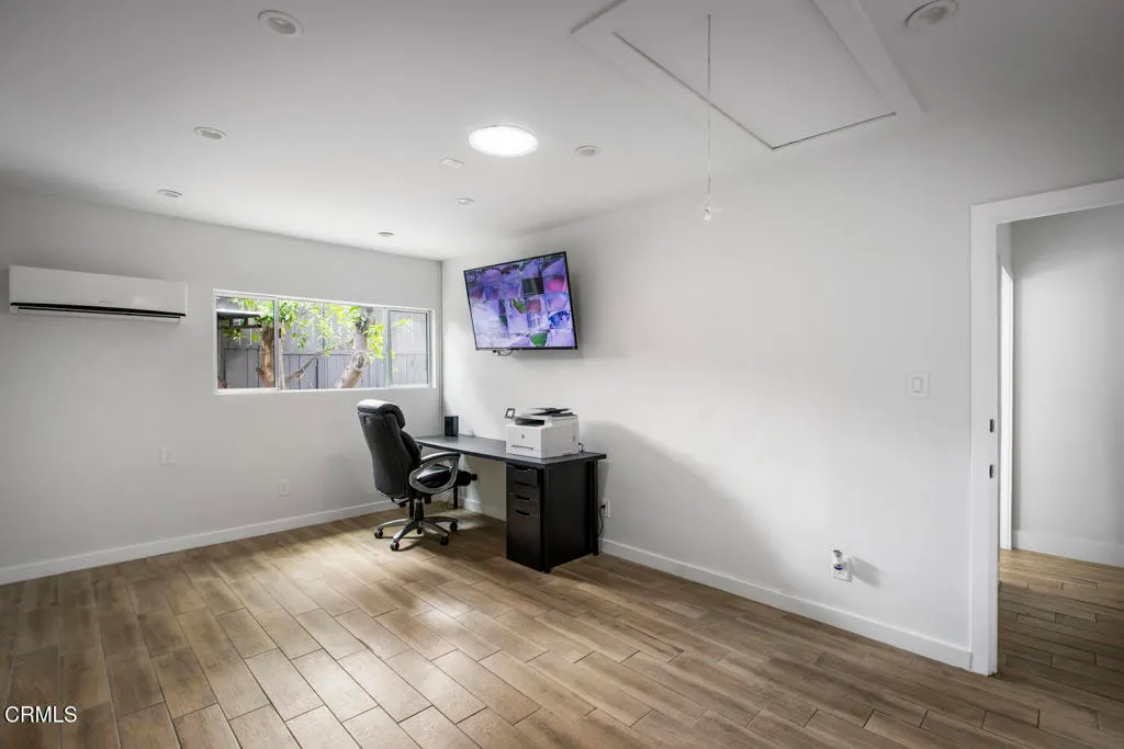 Additional image 31 of 11211 Osborne Street, Sylmar, CA 91342