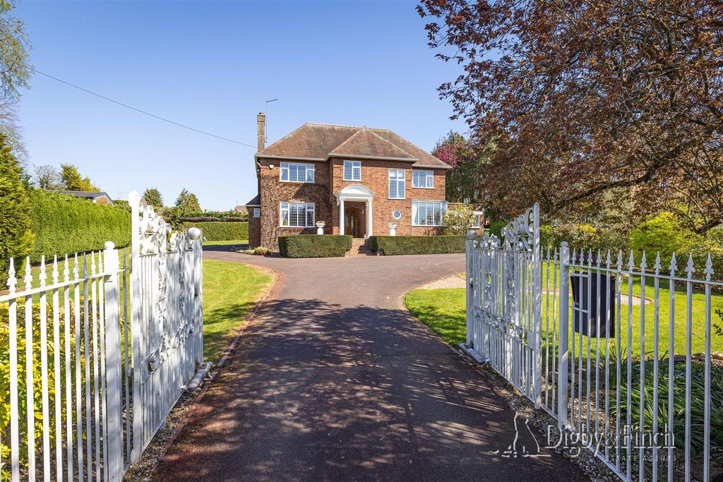 Additional image 38 of 4 bed property for saleThorpe Road, Peterborough PE3