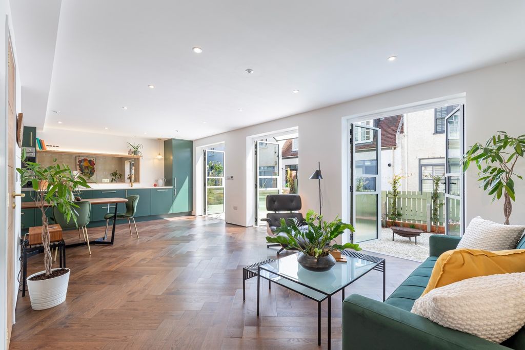 Additional image 17 of 3 bed detached house for saleMarine Gardens, Brighton BN2