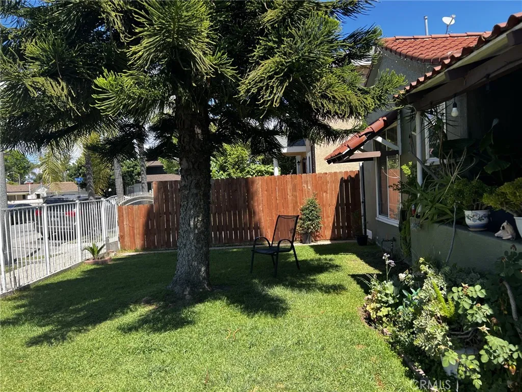 Additional image 13 of 2376 Locust Avenue, Long Beach, CA 90806