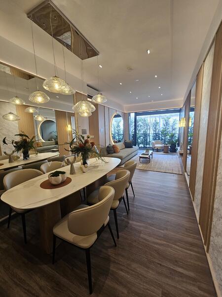 10 Clementi Avenue 1 photo 2