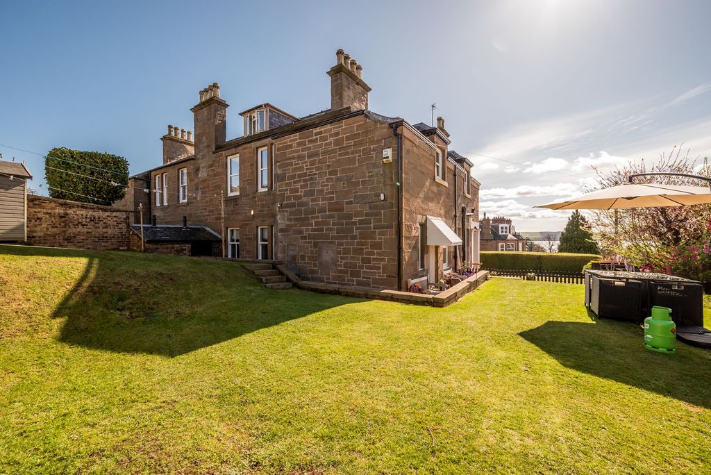 Additional image 38 of 7 bed semi-detached house for sale15 West Park Road, West End, Dundee DD2