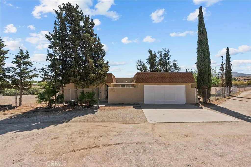 Additional image 3 of 3521 E Avenue T4, Palmdale, CA 93550