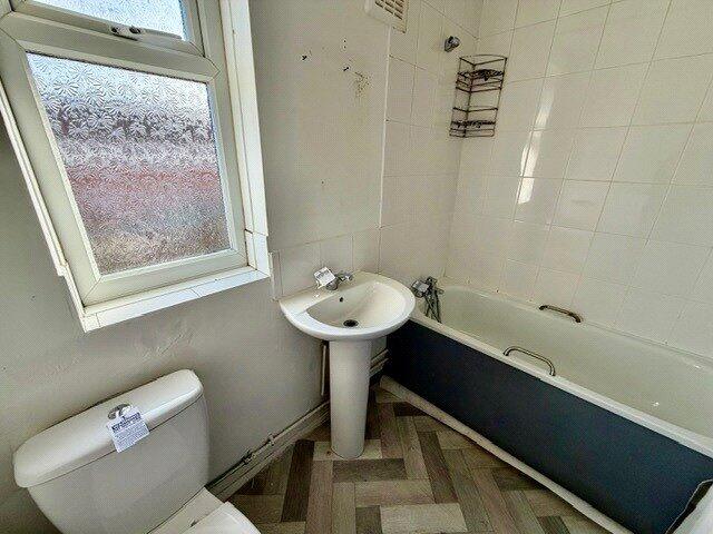 Additional image 10 of Canterbury Avenue, Bradford, West Yorkshire, BD5