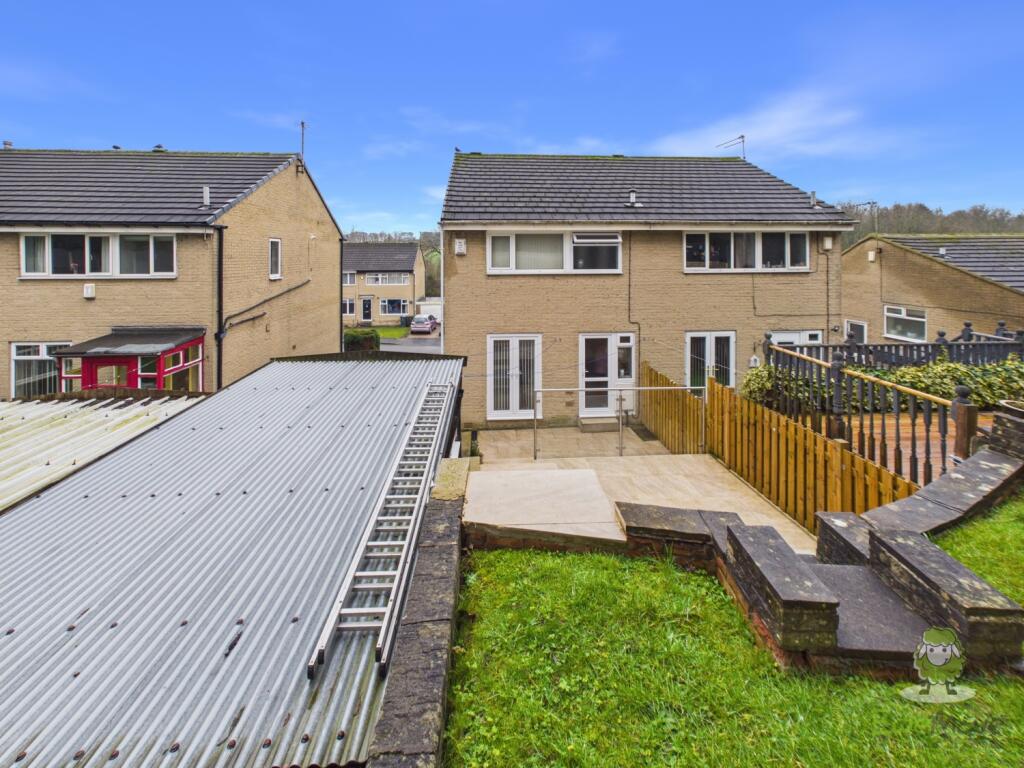 Leaventhorpe Avenue, Bradford photo 4