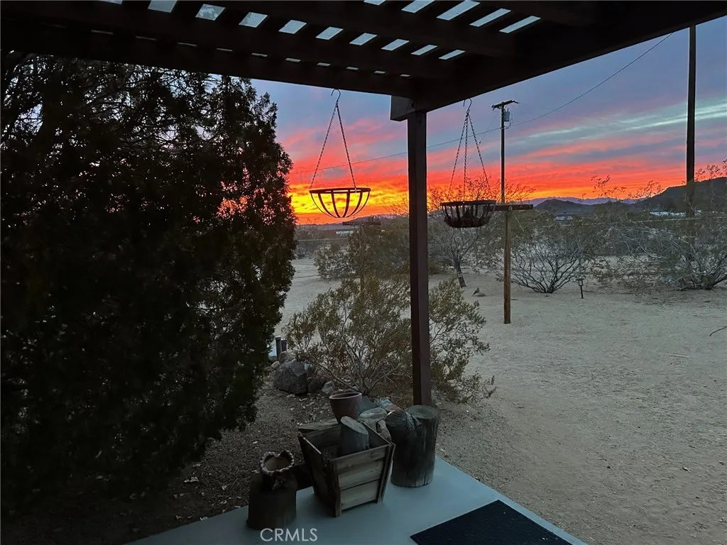 Additional image 70 of 1040 Jackalope Avenue, Joshua Tree, CA 92252