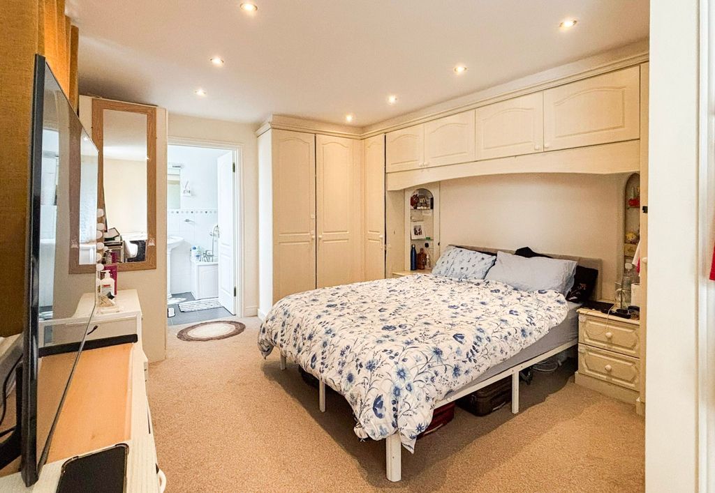 Additional image 10 of 2 bed property for saleCraig Street Cottage, St Helier JE2