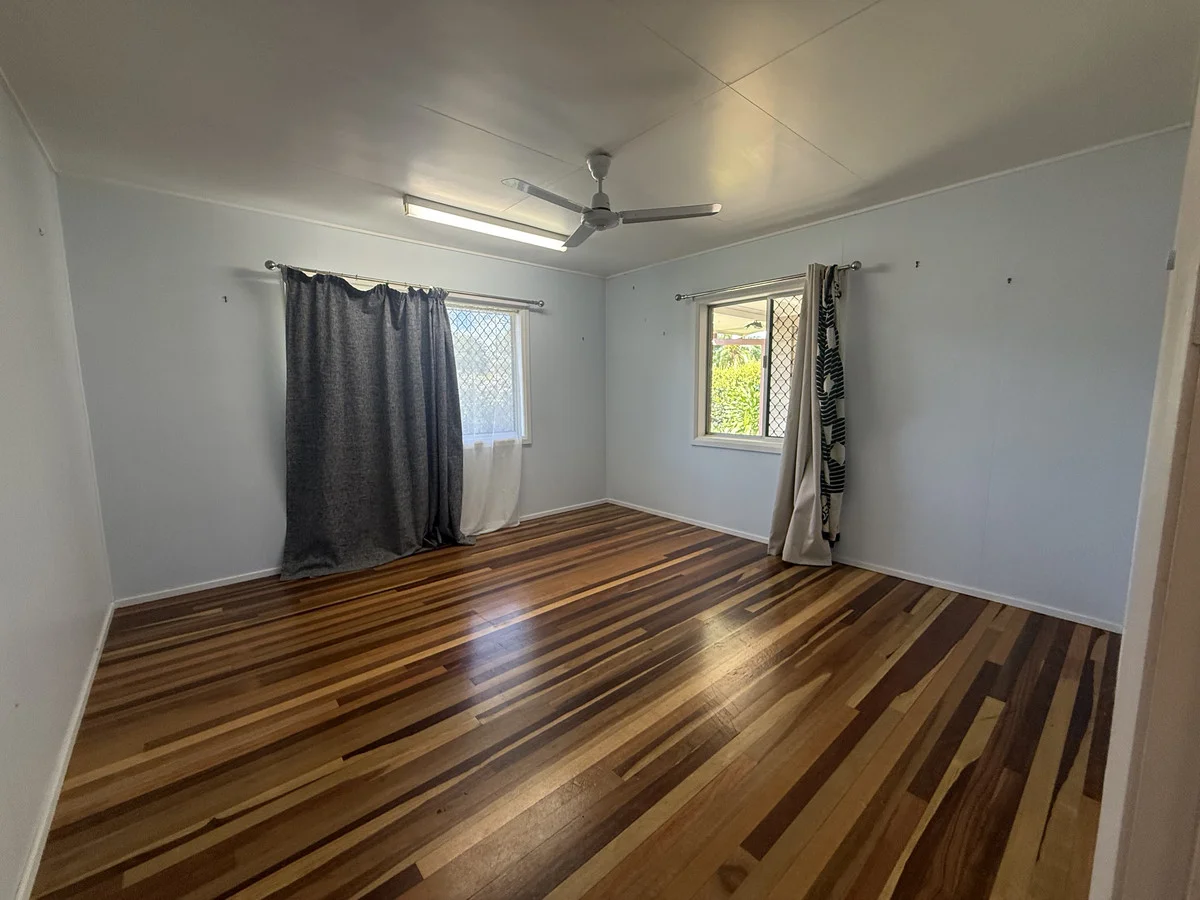 2 Starcke Street, Mareeba QLD 4880 photo 5