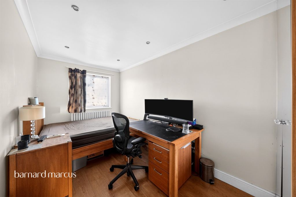 Additional image 10 of 6 bed detached house for saleHereford Road, Feltham TW13