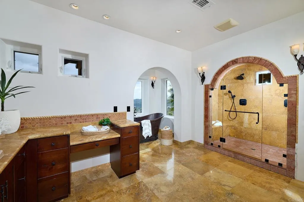 Additional image 39 of 6811 Vianda Court, Carlsbad, CA 92009