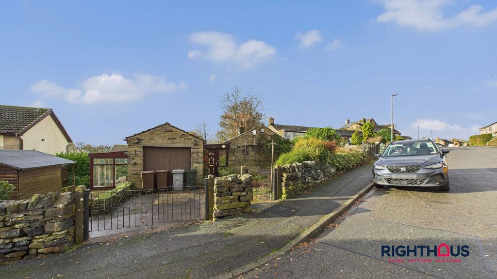 Pot House Road, Bradford, BD6