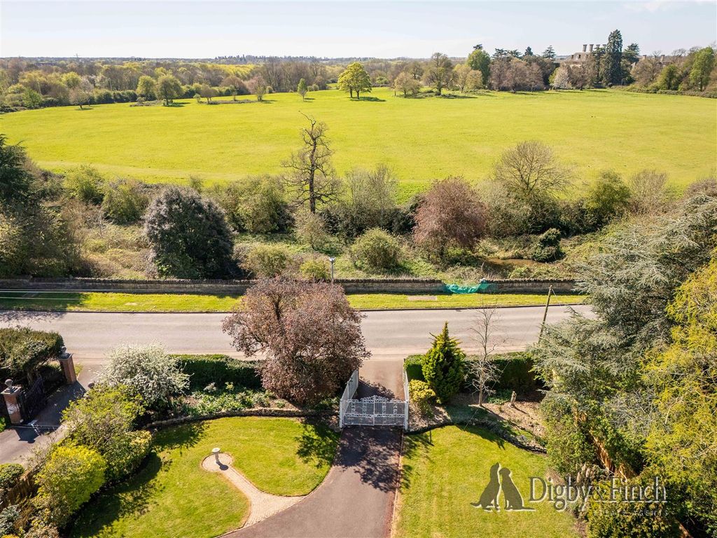 Additional image 37 of 4 bed property for saleThorpe Road, Peterborough PE3
