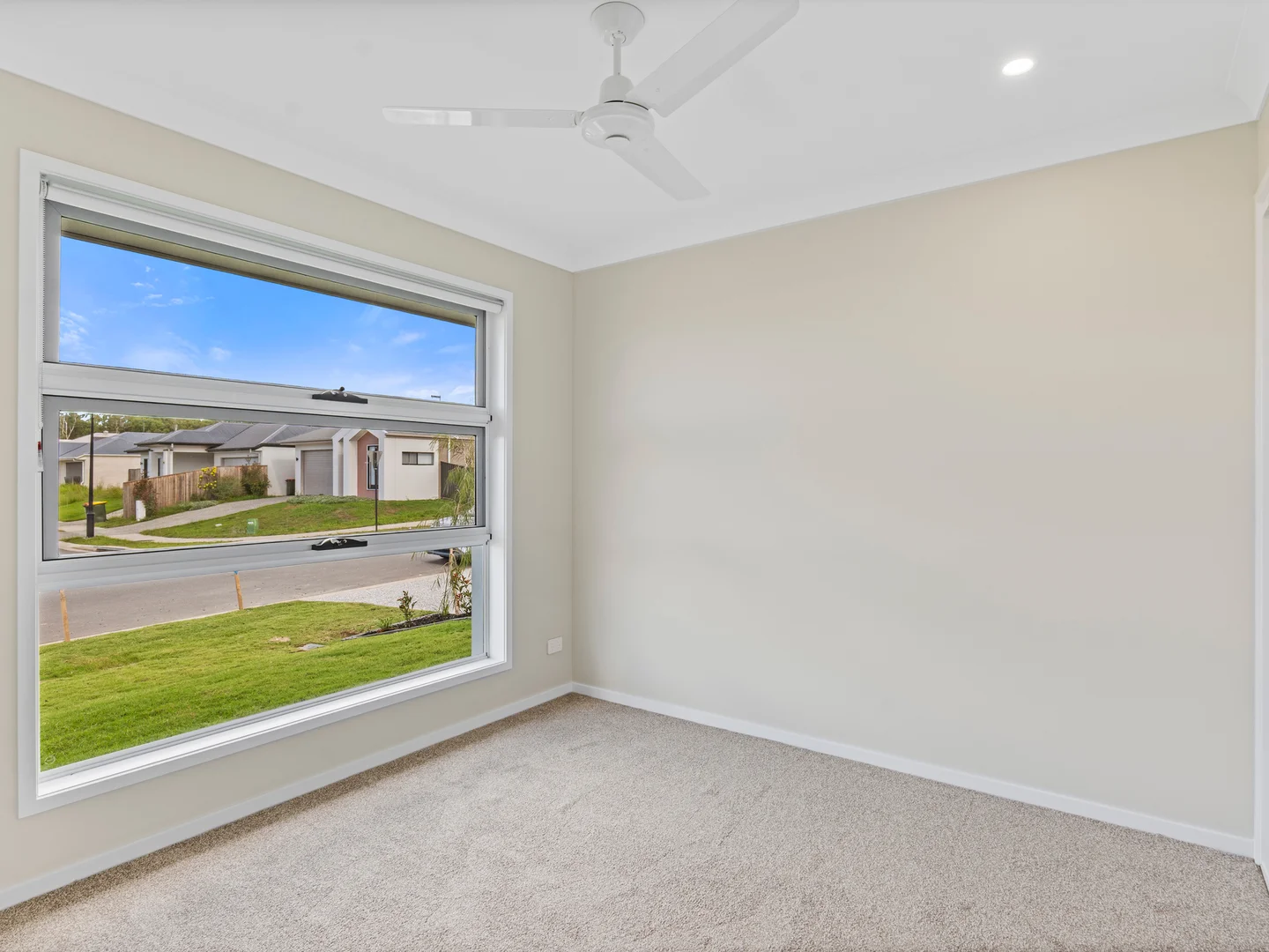 Additional image 13 of 40 Hewing Place, Park Ridge QLD 4125