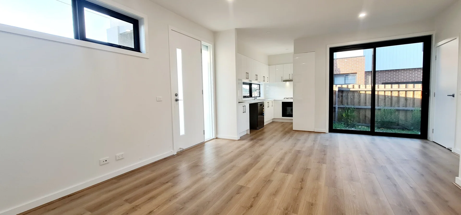 1/145 Springvale Road, Springvale VIC 3171 photo 4