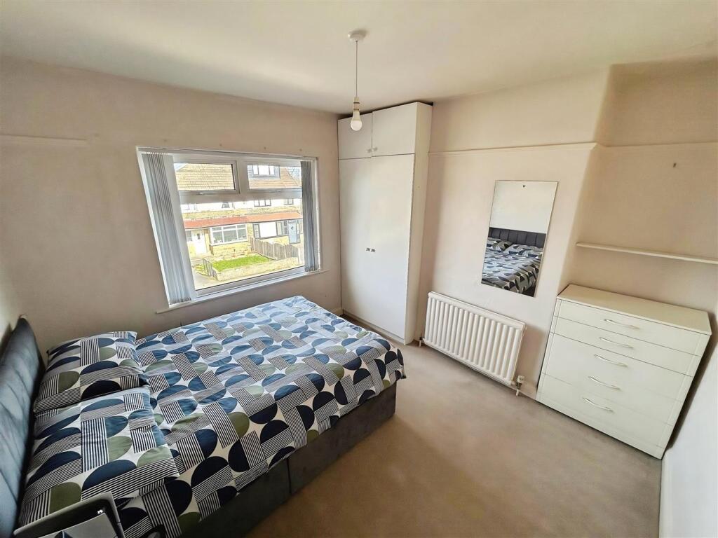 Additional image 7 of Lesmere Grove, Bradford