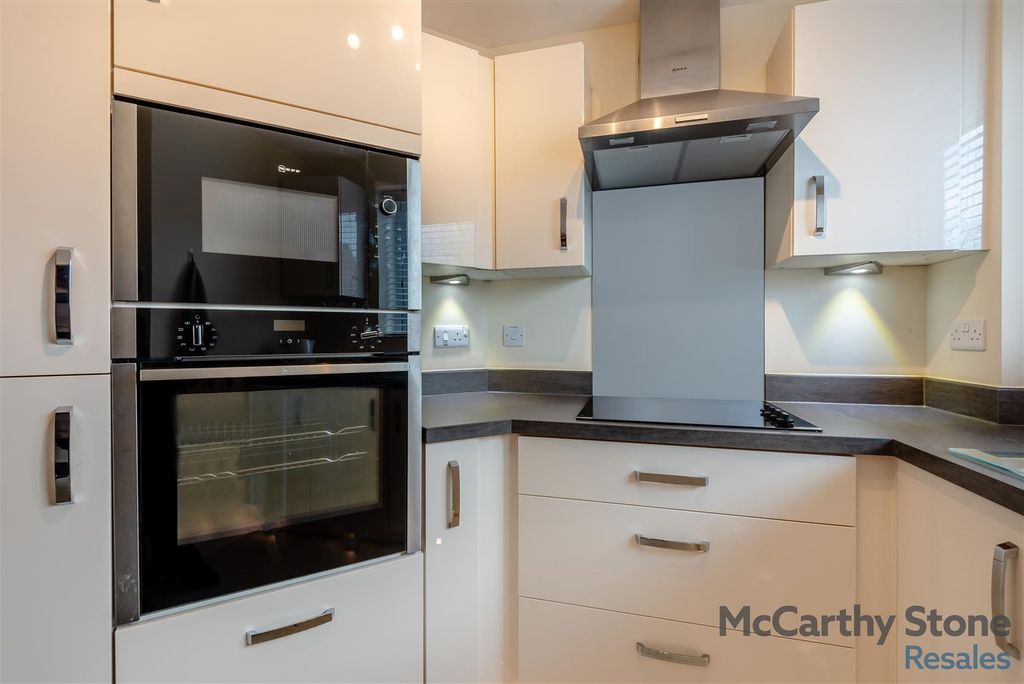Additional image 9 of 2 bed flat for saleScott Place, Cross Keys, Lichfield, Staffordshire WS13