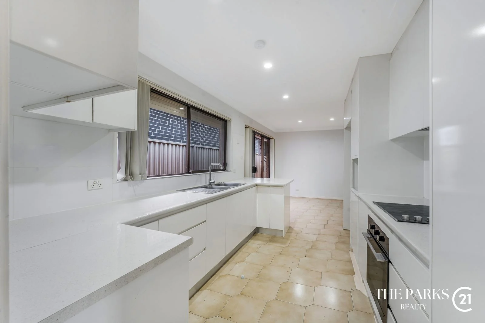 Additional image 4 of 2 Glenfern Crescent, Bossley Park NSW 2176