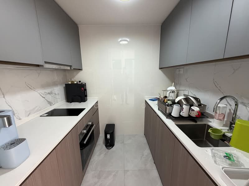 27 Canberra Drive photo 3