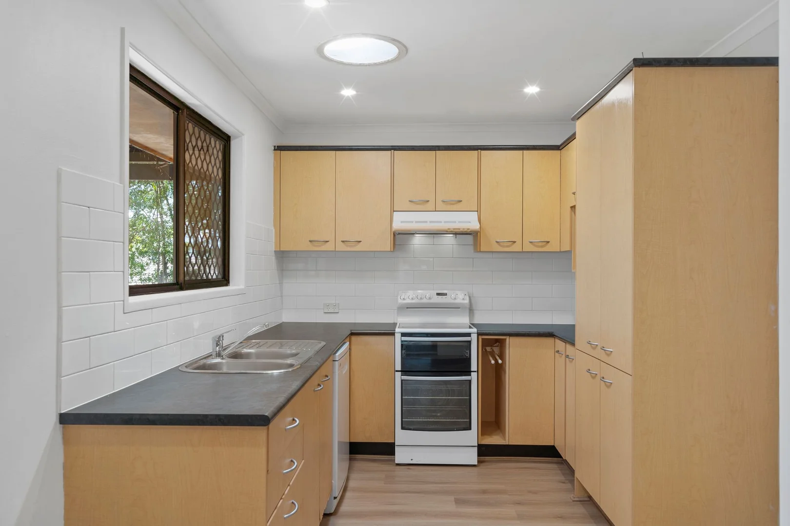 Additional image 3 of 6 Sandpiper Street, Wellington Point QLD 4160