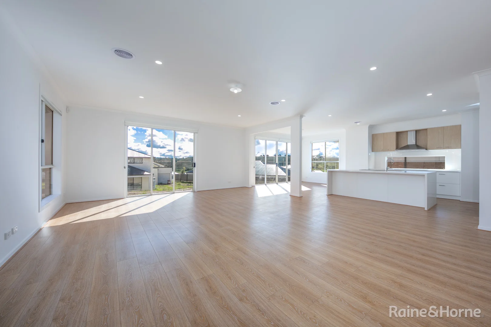 Additional image 6 of 132 Elizabeth Drive, Sunbury VIC 3429