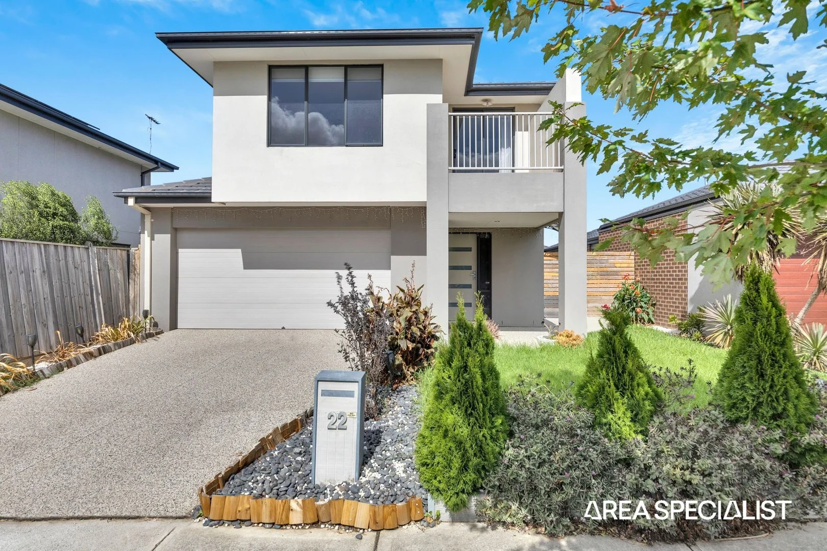 22 FLANKER WAY, Clyde VIC 3978