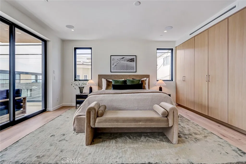Additional image 113 of 315 25th, Manhattan Beach, CA 90266