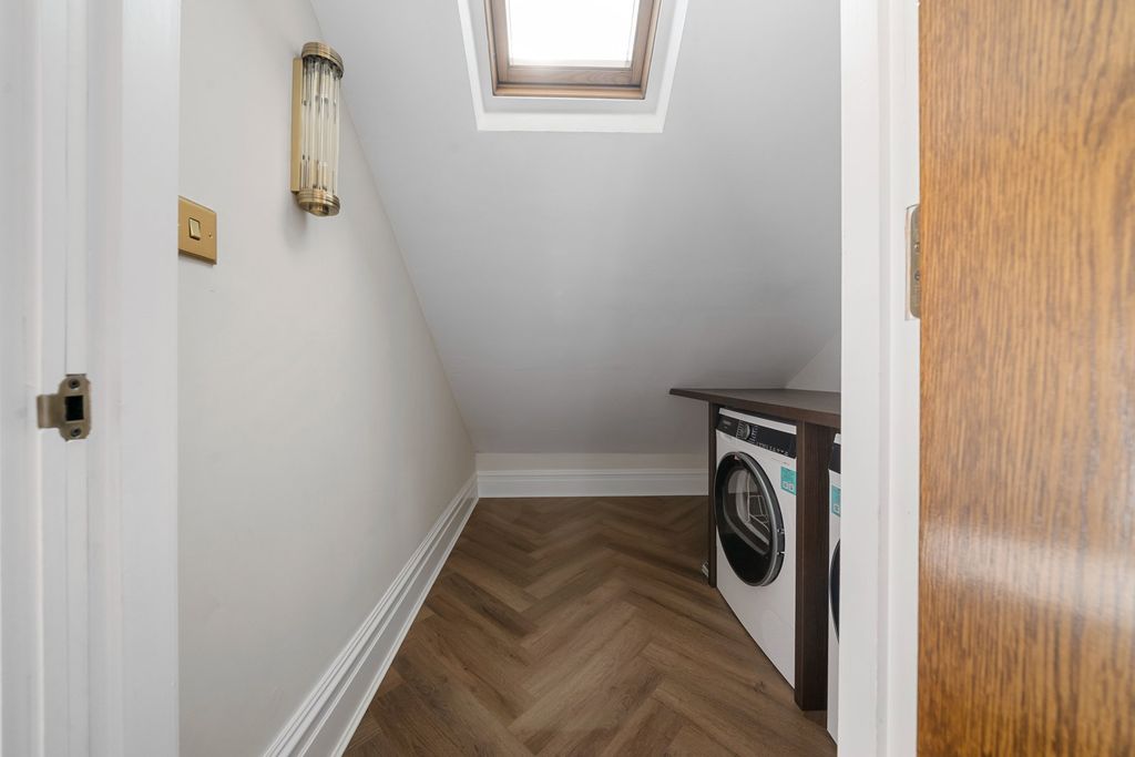 Additional image 26 of 2 bed flat for saleVictoria Road, Formby L37