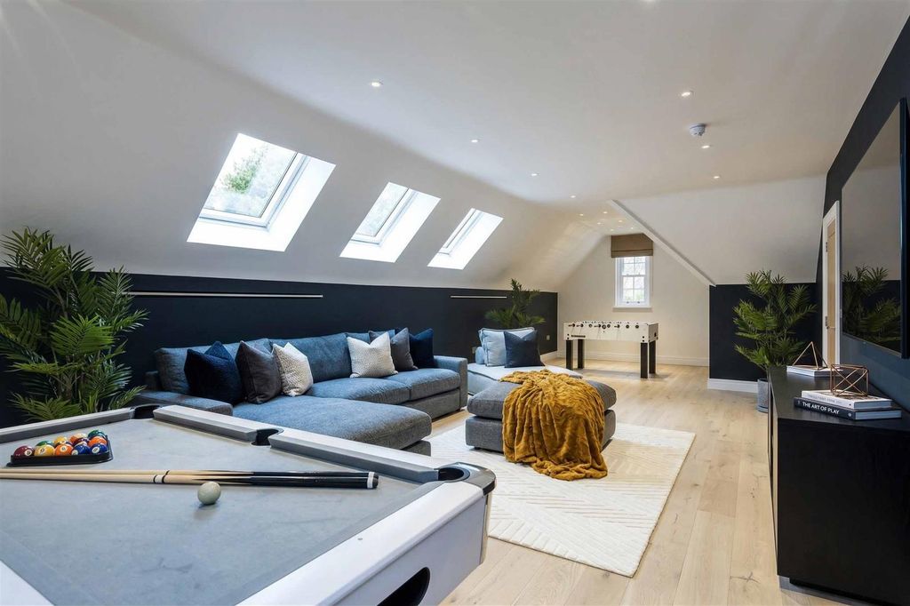 Additional image 26 of 6 bed detached house for saleBurleigh Lane, Ascot SL5